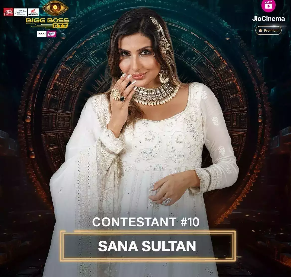 8. Sana Sultan - The TikTok Queen